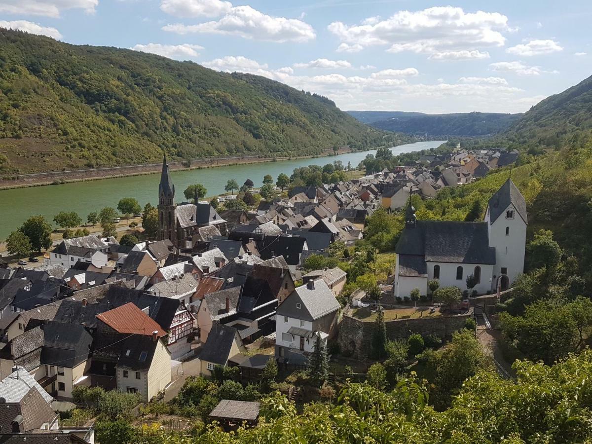Ferienwohnung Moritz Sankt Aldegund Bagian luar foto